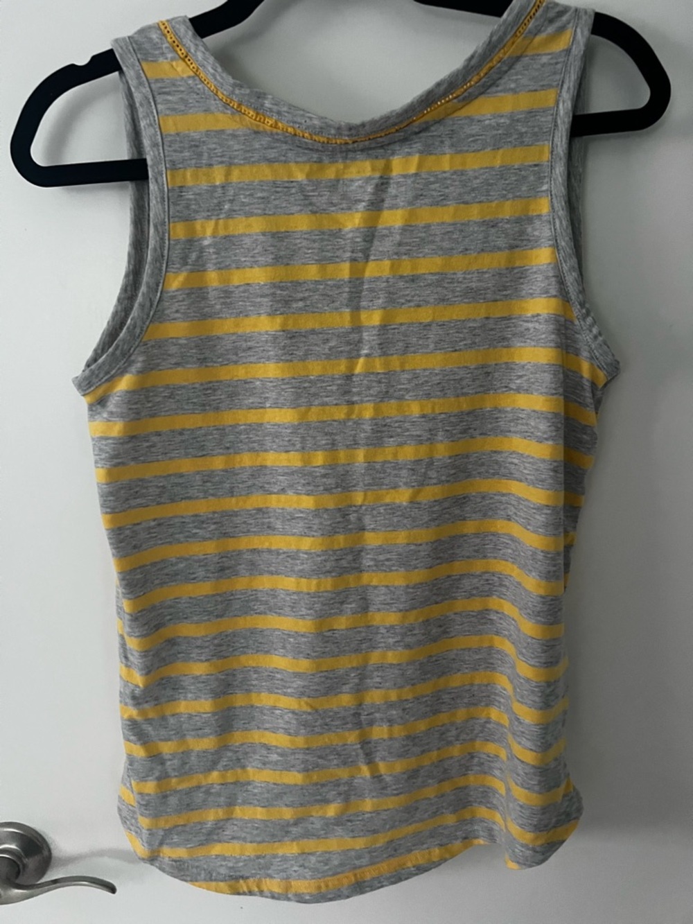 Eddie‎ Bauer Gray and Yellow Striped Crocheted V-Neck Tank - Picture 3 of 7